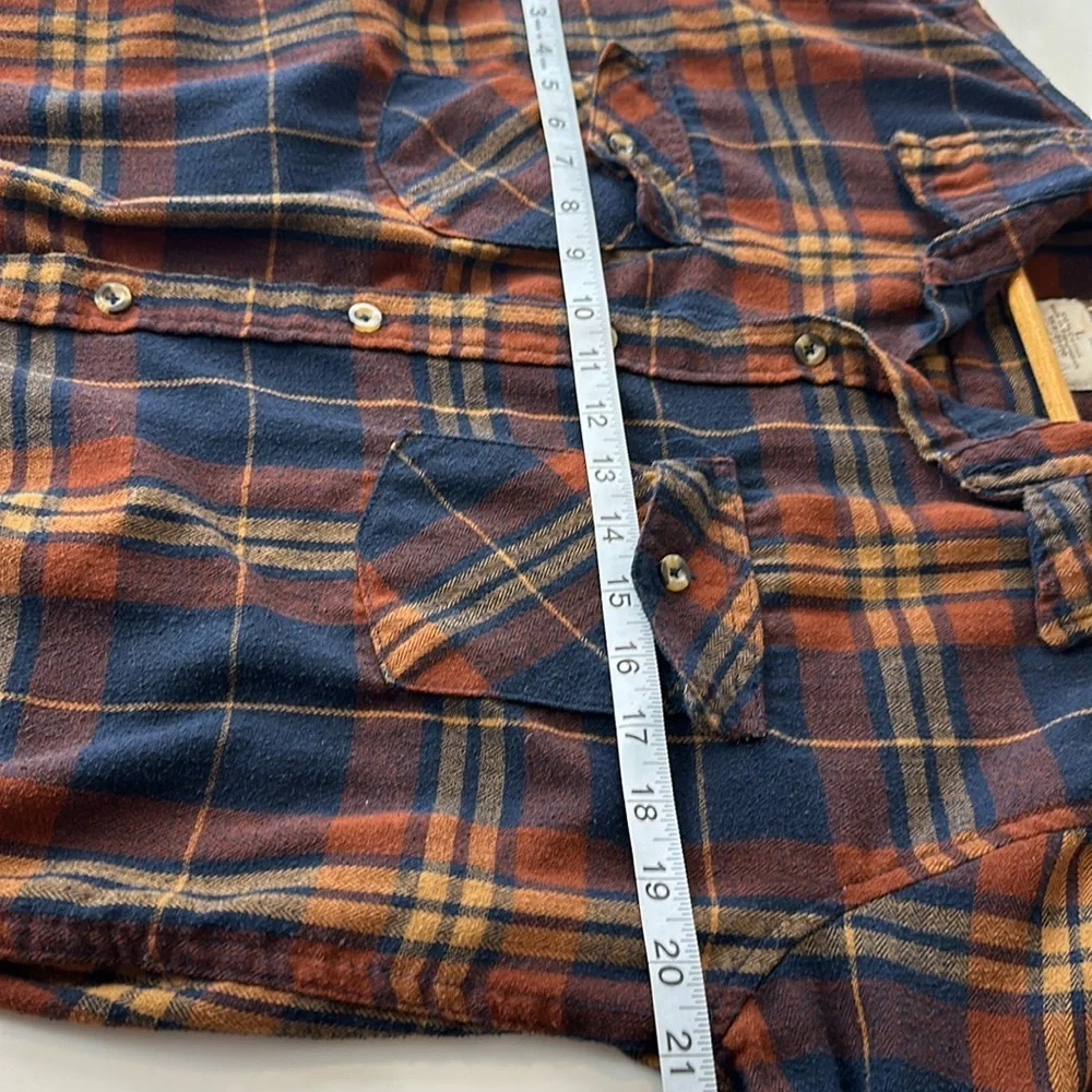 Plaid Button Down Long Sleeve Shirt - Picture 5 of 8